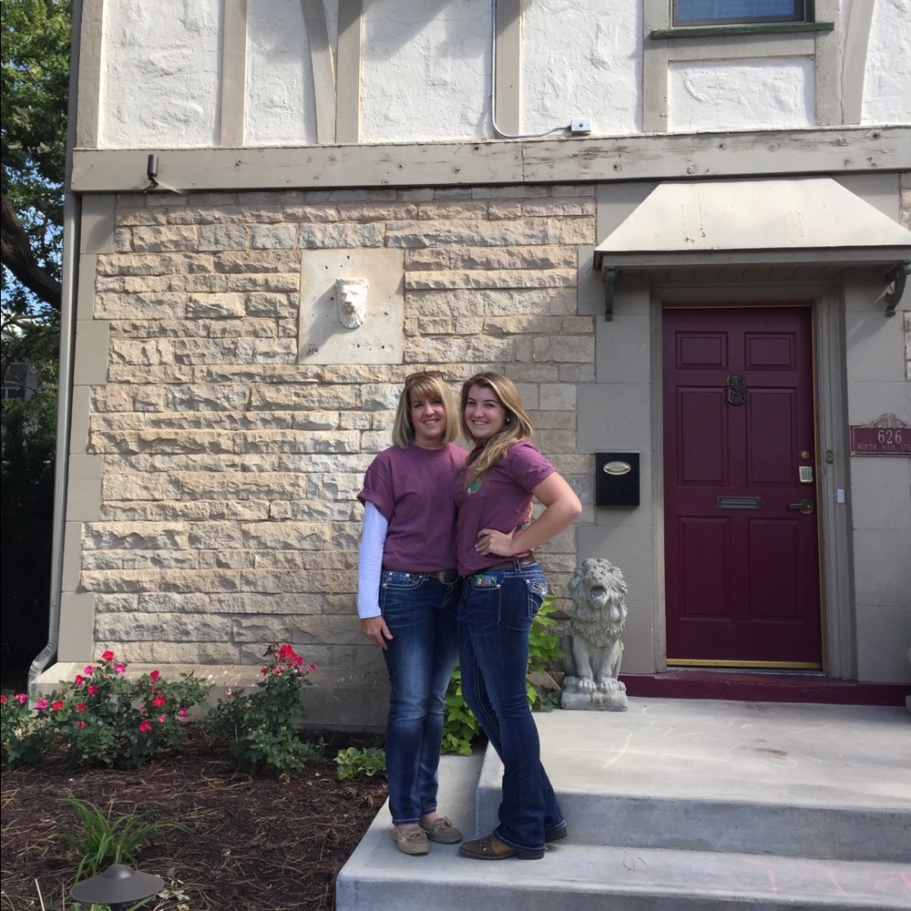 Meet your Posher, Eileen